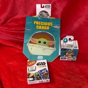 🍀3/$40🍀 Star Wars Mandalorian Precious Cargo Set - Green and Red